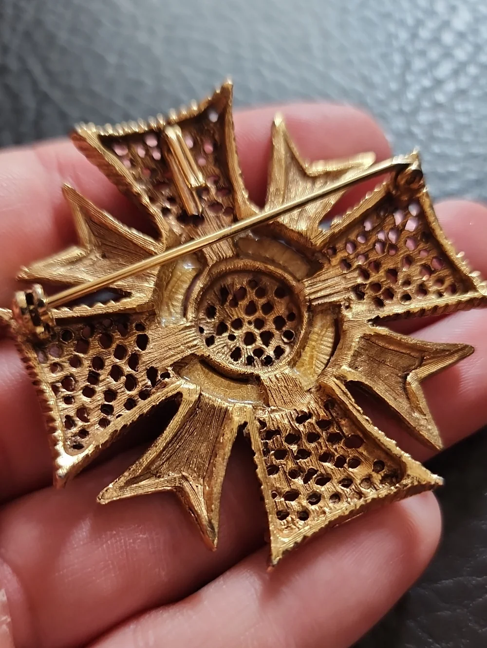 VTG Gold Filigree Maltese Cross Brooch